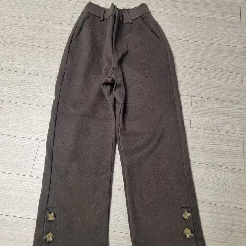 [BUNJANG] Brown Button Point Wide Pants / 브라운 버튼 포인트 와이드 팬츠/안기모 44~55