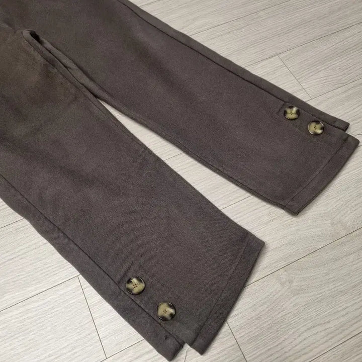 [BUNJANG] Brown Button Point Wide Pants / 브라운 버튼 포인트 와이드 팬츠/안기모 44~55