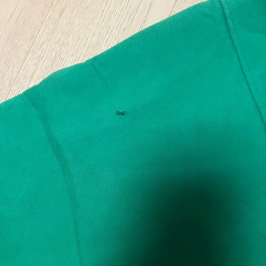 [BUNJANG] LE SSERAFIM Daisy Green Hoodie / (L)ERL 데이지 그린 후드