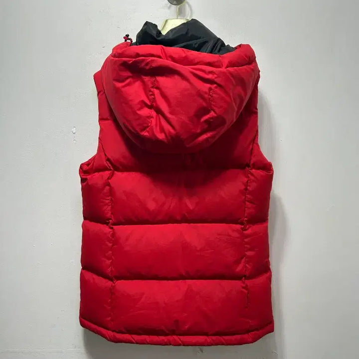 [BUNJANG] Guess Red Hooded Padded Vest M / 게스 레드 후드 패딩 조끼 M