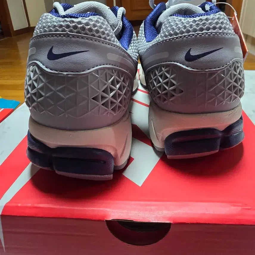 [SOLD OUT] 나이키 보메로5 새상품 275사이즈