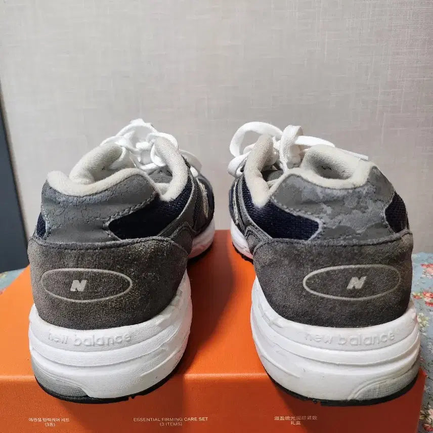[BUNJANG] New Balance Sneakers / 뉴발란스
