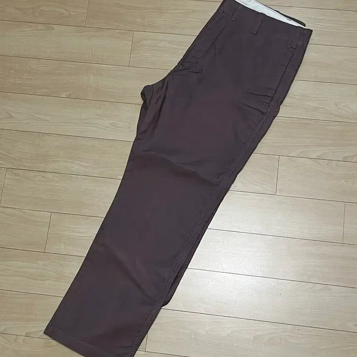 [BUNJANG] Uniqlo U Straight Ankle Chino Pants / 유니클로u 스트레이트 앵클 치노 팥죽색 82