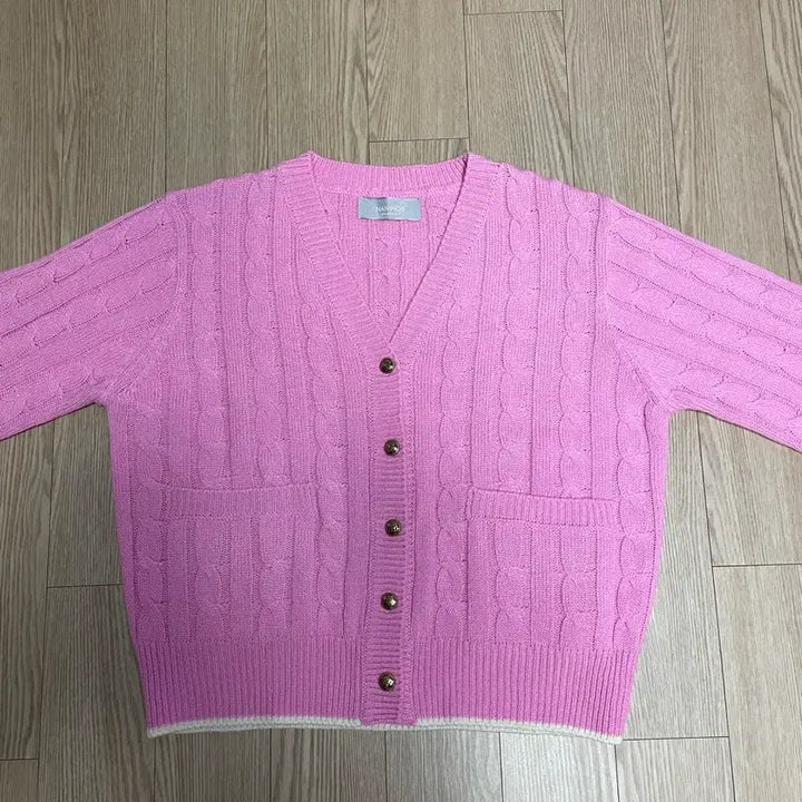 [BUNJANG] NANING9 Cable Knit Cardigan / (새상품)NANING9 꽈배기 가디건 FREE