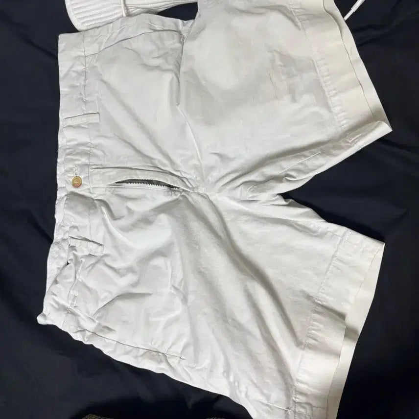 [BUNJANG] Polo Shorts Ivory / 폴로 반바지