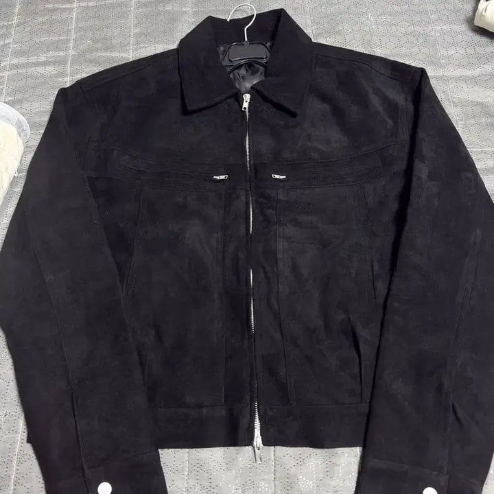[SOLD OUT] (새상품)크롭 스웨이드 브라운 자켓