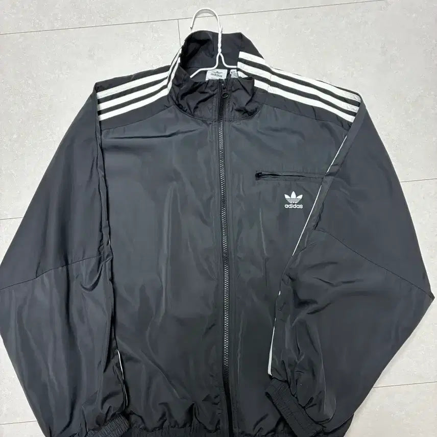 [BUNJANG] Adidas Track Top Windbreaker / 아디다스 트랙탑 바람막이