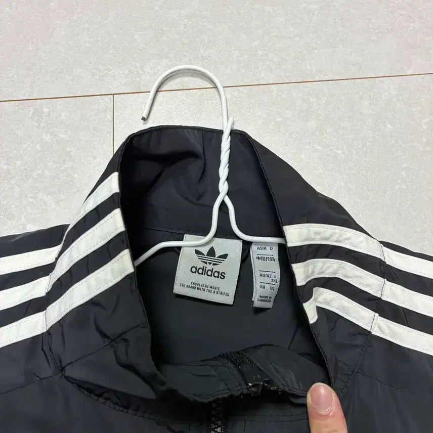 [BUNJANG] Adidas Track Top Windbreaker / 아디다스 트랙탑 바람막이