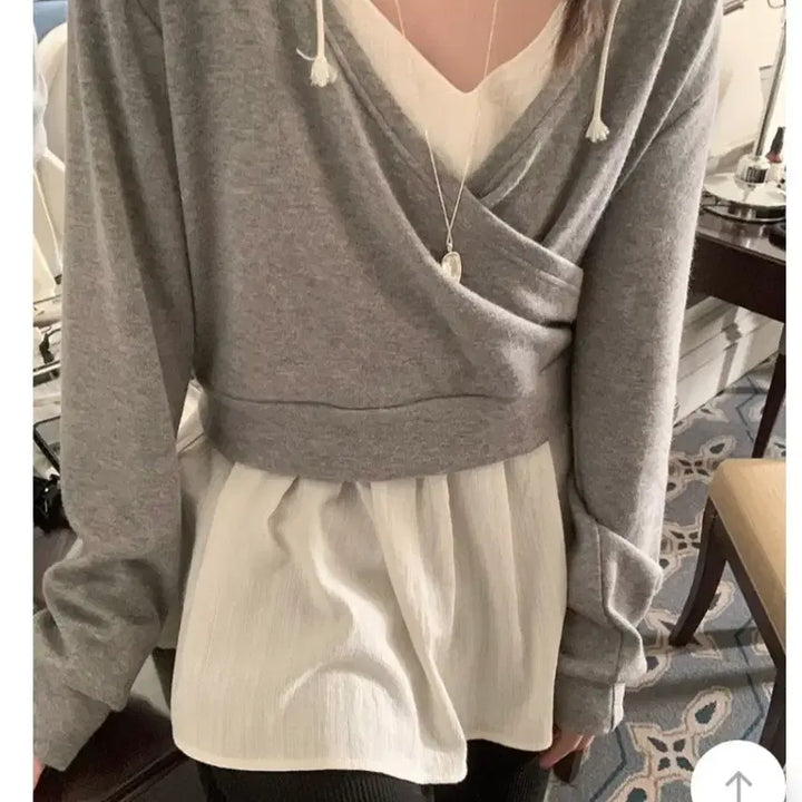 [BUNJANG] 그레이 크롭 랩 레이어드 맨투맨 / 그레이 크롭 랩 레이어드 맨투맨