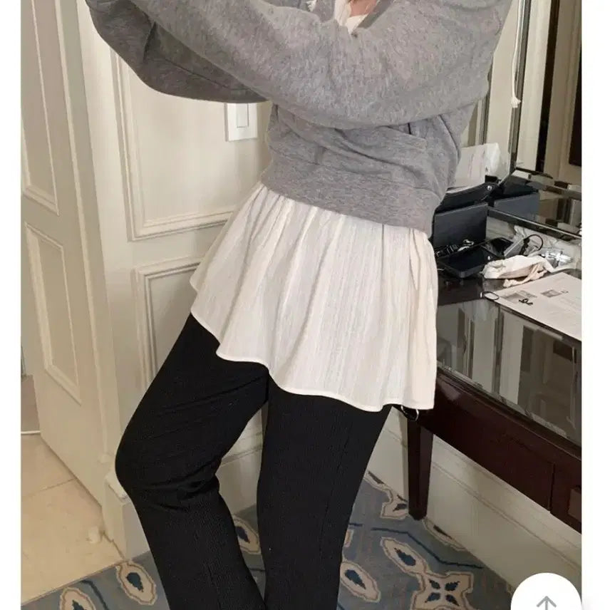 [BUNJANG] 그레이 크롭 랩 레이어드 맨투맨 / 그레이 크롭 랩 레이어드 맨투맨