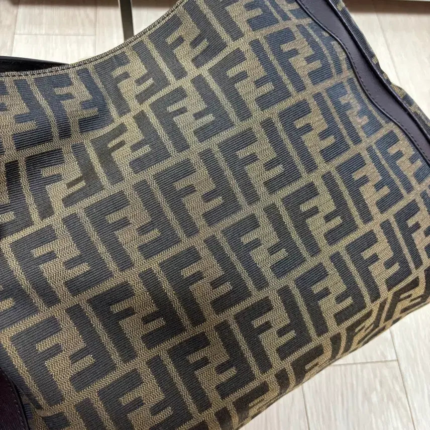 [SOLD OUT] 펜디 FF로고 숄더백