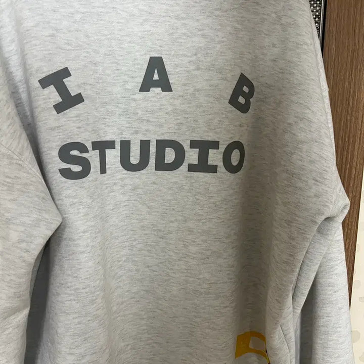 [BUNJANG] IAB Studio Hoodie Light Gray / 아이앱 스튜디오 후드 라이트 그레이