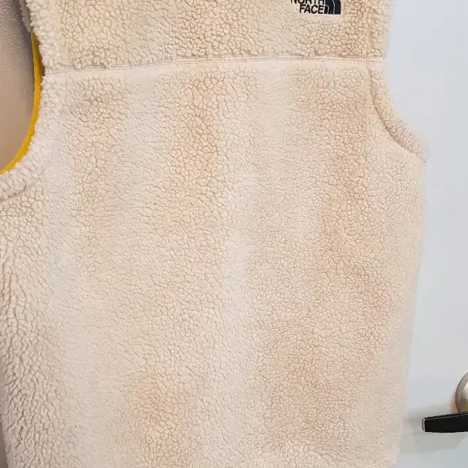 [BUNJANG] North Face Fleece Vest (Size 100) / 노스페이스 뽀글이 조끼 100사이즈