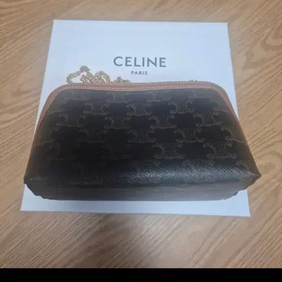 [BUNJANG] Celine Triomphe Chain Mini Shoulder Bag / 셀린느 트리오페 체인 미니숄더백