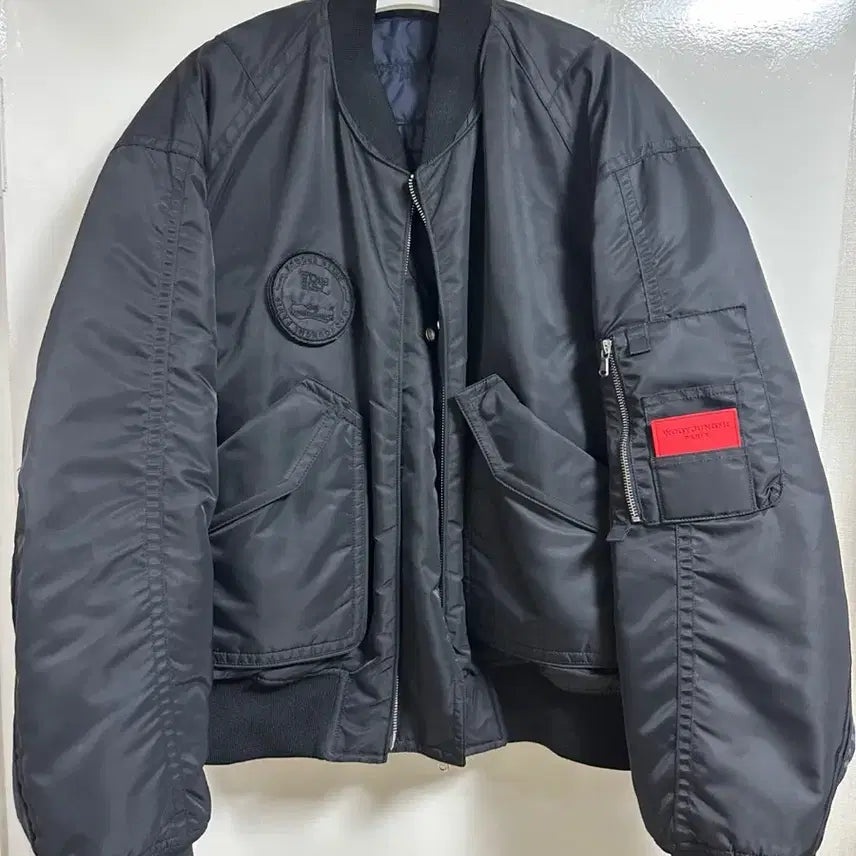 [BUNJANG] Wooyoungmi Embroidered Patch MA-1 Bomber Jacket / [48]우영미 자수패치 디테일 MA-1 블랙