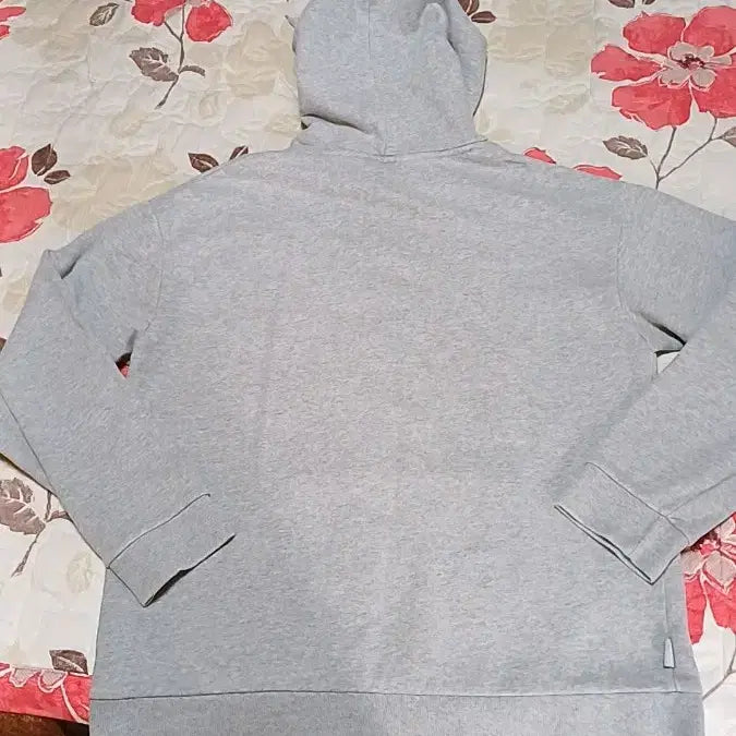 [BUNJANG] Reebok Hoodie (Size 100) / 리복 후드 실측100 가슴57 기장69