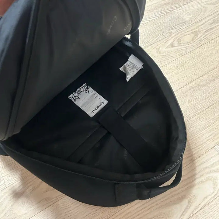 [BUNJANG] Covernat College Backpack Black 31L / 커버낫 컬리지 백팩 블랙 31L