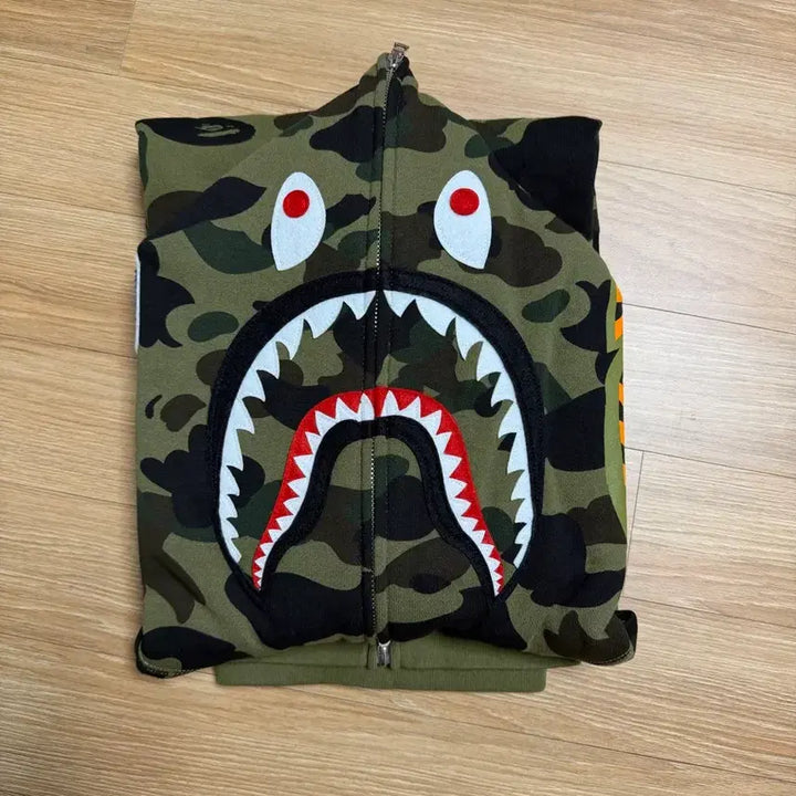 [BUNJANG] BAPE First Camo Hoodie Zip-up XL / 새상품) 베이프 퍼스트카모 후드집업XL