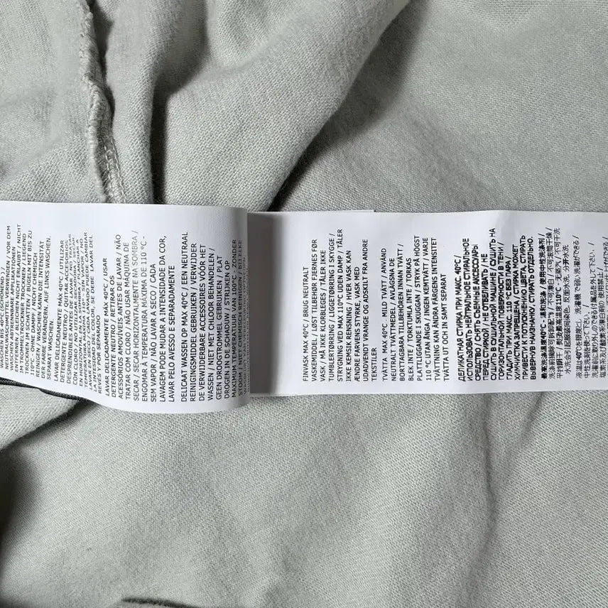 [SOLD OUT] 스톤아일랜드 19fw 롱슬리브 가먼트 실버