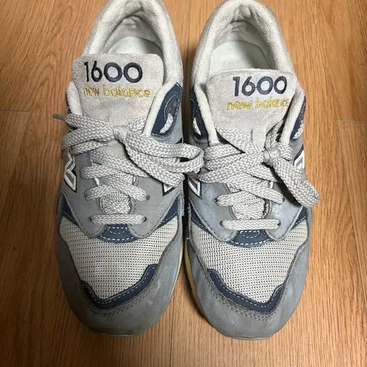 [BUNJANG] New Balance 1600 Premium Vintage Gray Sneakers / 뉴발란스 1600 프리미엄빈티지 그레이 235