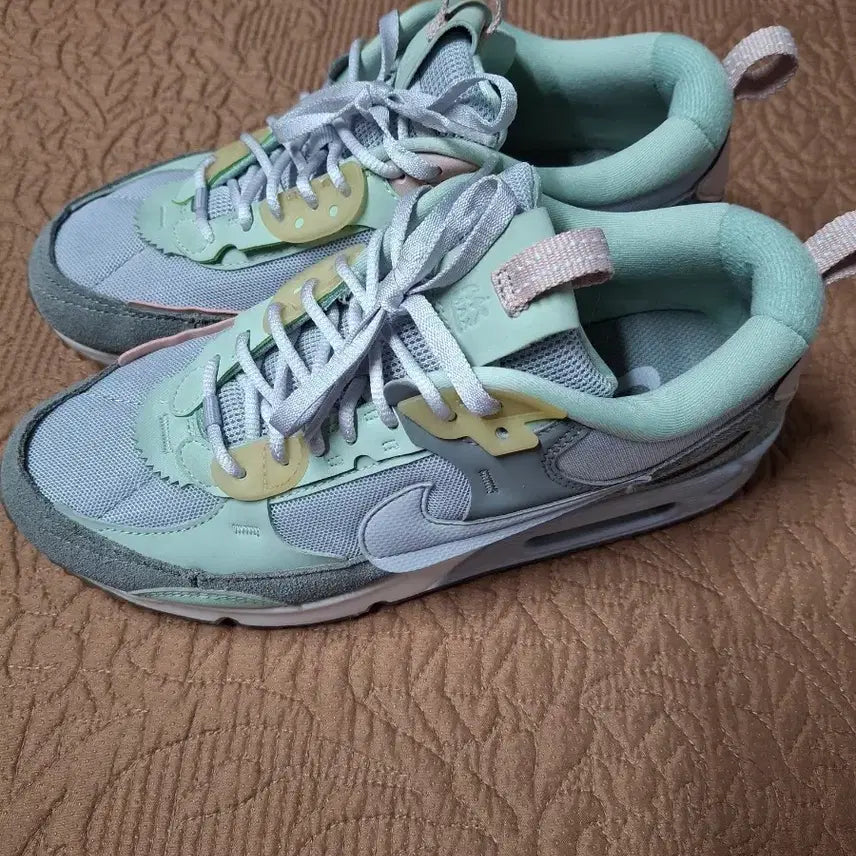 [BUNJANG] Nike Air Max 90 Futura Women&