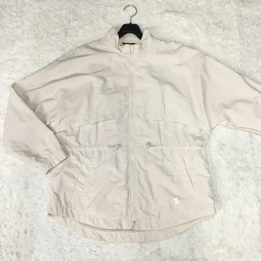 [SOLD OUT] 젝시믹스 여성 아웃스트링 바람막이 베티베르카키 만원샵 BB24