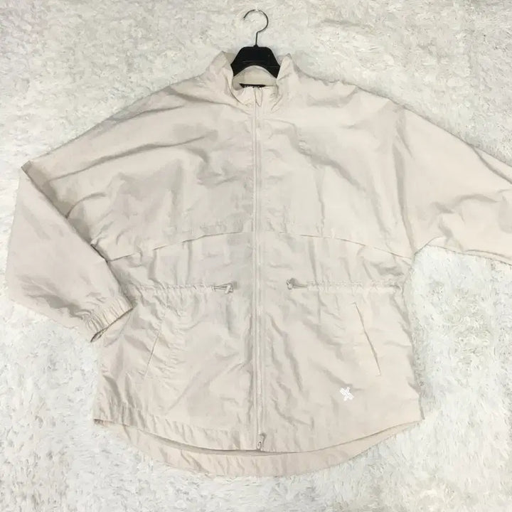 [SOLD OUT] 젝시믹스 여성 아웃스트링 바람막이 베티베르카키 만원샵 BB24