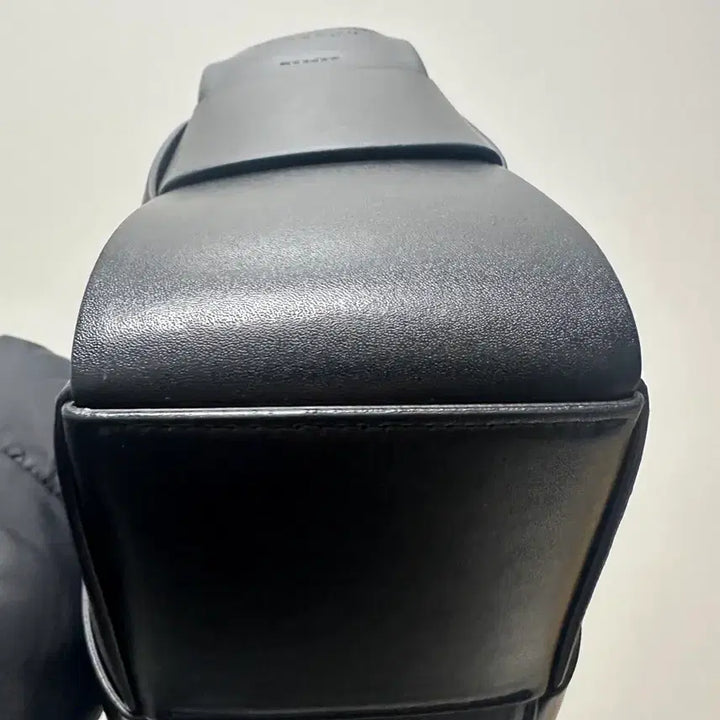 [BUNJANG] Bottega Arcode Strap Tote Bag Black / 보테가 아르코 스트랩 토트백 블랙