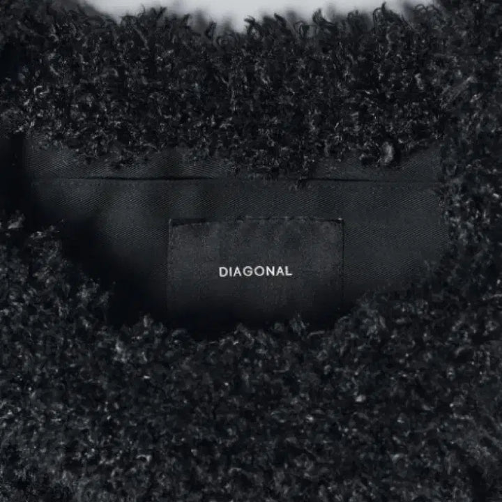 [BUNJANG] Diagonal Curly Fur Bag - Black Shoulder Bag / 다이애그널 컬리 퍼 백 블랙