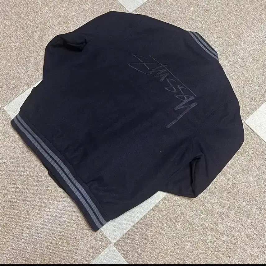 [BUNJANG] Stussy Black Varsity Jacket / 스투시 블랙 바시티 자켓