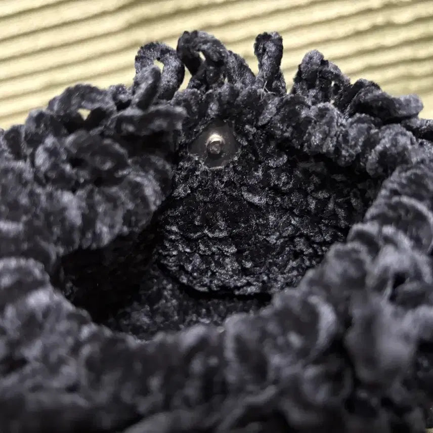 [BUNJANG] Loopruff Chunky Pocket Hand-knitted Card Wallet / 루프러프 청키포켓 손뜨개 카드지갑