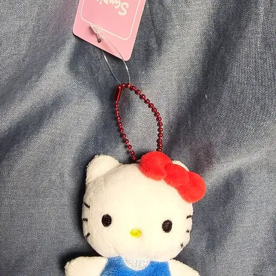 [BUNJANG] Sanrio Hello Kitty & Pochacco Finger Doll Keyring (2 Types) / 산리오 헬로키티,  포차코 핑거인형 키링 2종