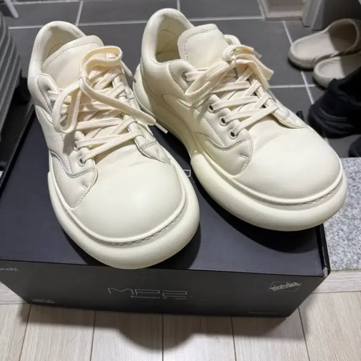 [BUNJANG] Mistake Project Kush Cap (260) Sneakers / 미스테이크프로젝트 쿠쉬캡 (260) 한번 착용