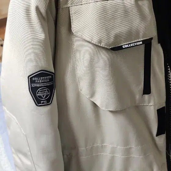 [BUNJANG] Ivory Padded Jacket L Size / 아이보리 패딩 점퍼 L