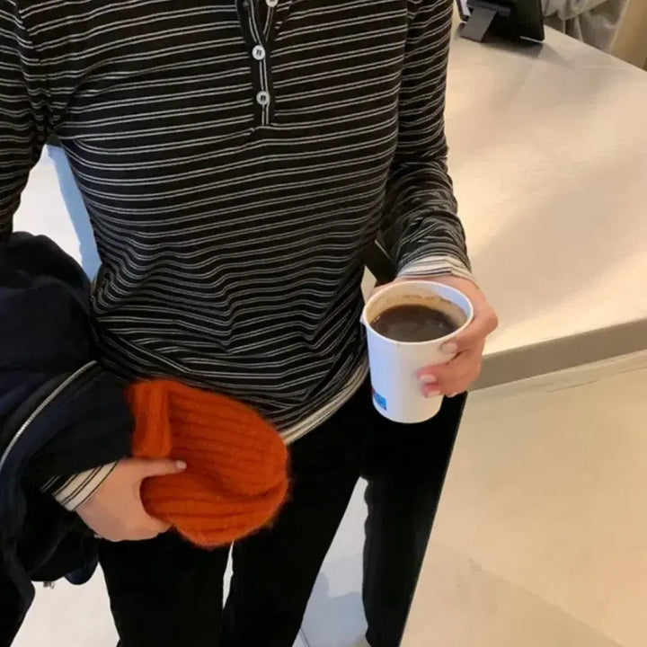[BUNJANG] Like You Black Stripe Henley Long Sleeve T-shirt / 라이크유 피치 스트라이프 헨리넥 긴팔티 블랙
