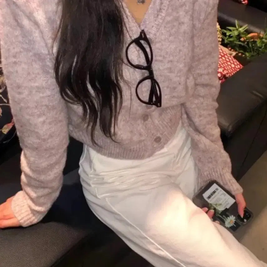 [BUNJANG] Avely Crop Knit Cardigan / 에이블리 크롭니트 가디건