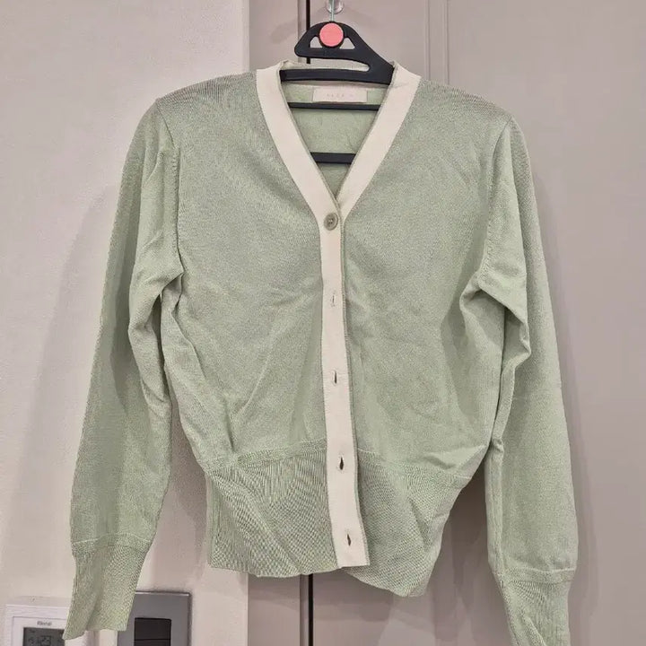 [BUNJANG] Page You Mint White Color Block Cardigan / 페이지유 민트 화이트 배색 가디건
