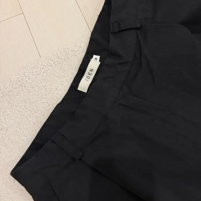 [BUNJANG] Slo Black Pleated Pants M / 슬로 블랙 핀턱 팬츠 M