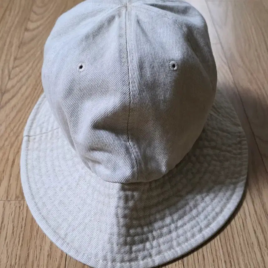 [BUNJANG] Errors Accepted Bucket Hat - Ivory / 에러스익셉티드 버킷햇 Free size