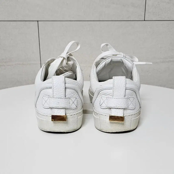 [BUNJANG] Buscemi Gold Buckle Sneakers White IT41 / 부세미 화이트 금장 버클 스니커즈 41 정품