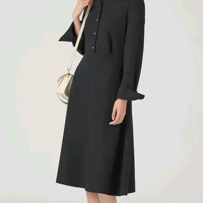 [BUNJANG] Beanpole Ladies Black Open Collar Flare Dress / 빈폴레이디스 블랙 오픈 칼라 플레어 원피스