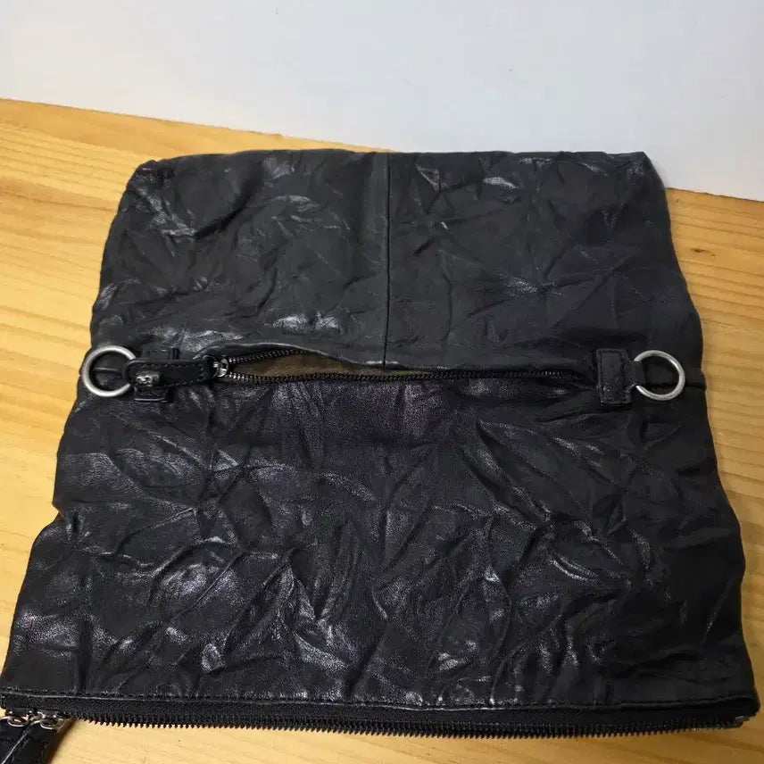 [BUNJANG] Black Skull Studded Clutch Bag / 해골 스터드 블랙 클러치 백