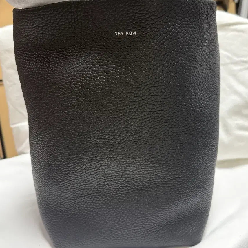 [BUNJANG] The Row Park Bag Medium / 더로우 파크백 미디움