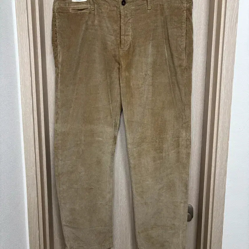 [BUNJANG] YCHAI Tapered Fit Corduroy Pants / 24FW)YCHAI 이카이 테이퍼드핏 코듀로이 팬츠36/베이지