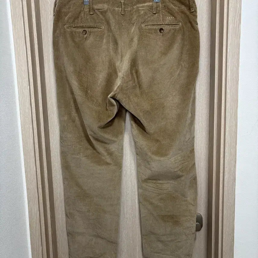 [BUNJANG] YCHAI Tapered Fit Corduroy Pants / 24FW)YCHAI 이카이 테이퍼드핏 코듀로이 팬츠36/베이지