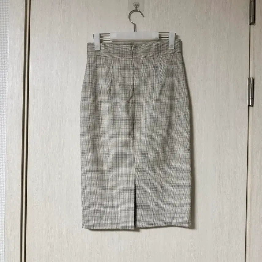[BUNJANG] Reine Beige Check Midi Skirt / 렌느 reine 베이지 체크 미디스커트 M