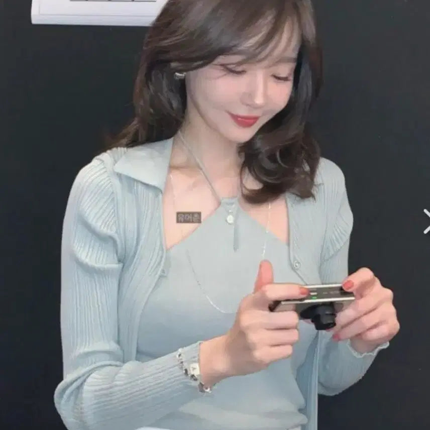 [BUNJANG] Abbie's Mint Halter Neck Knit Cardigan Set / 강민경 착용) 아비에무아 민트 홀터넥 나시 가디건 세트 2사이즈