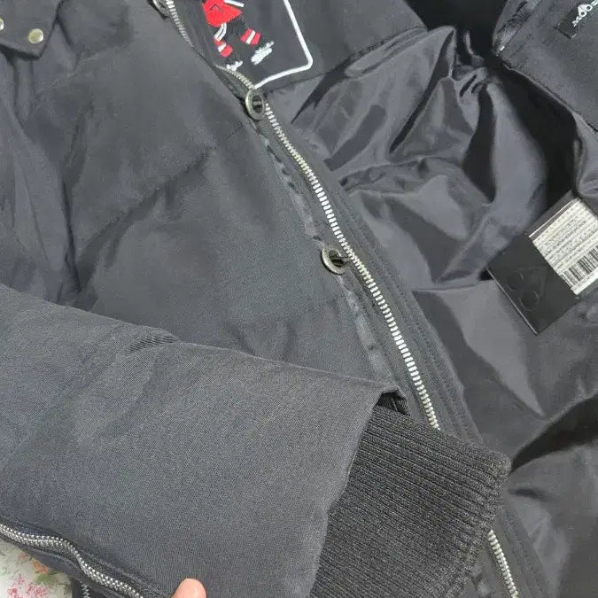 [BUNJANG] Black Padded Jacket (Size 90) / 무스너클 스타일 블랙 남성 패딩 90/ 상태좋음