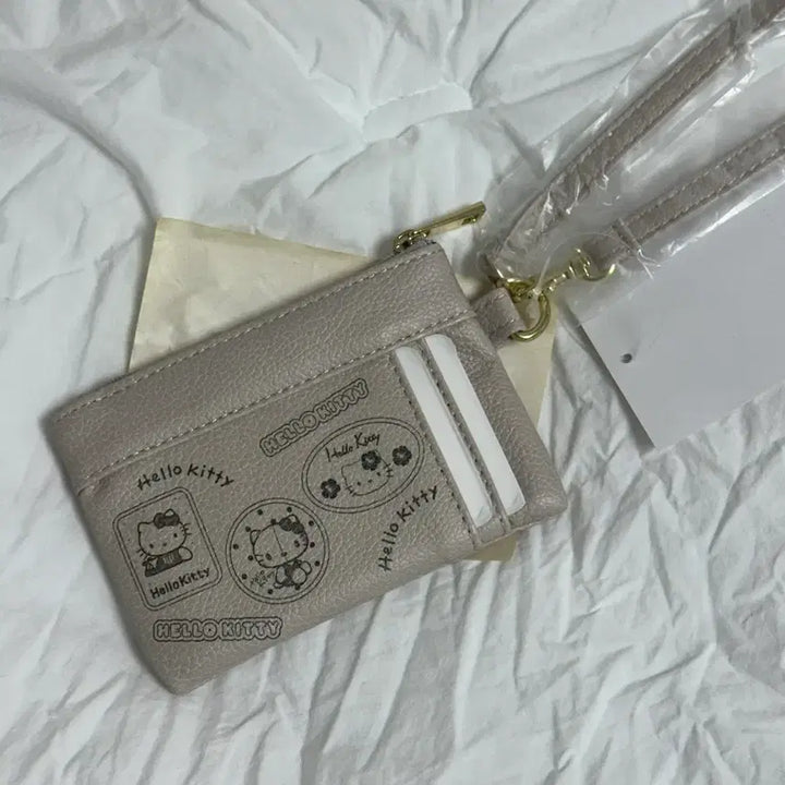 [BUNJANG] Hello Kitty 50th Anniversary Coin Purse Card Holder / 헬로키티 50주년 동전 지갑 카드지갑