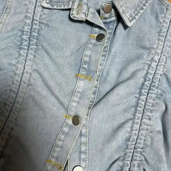 [BUNJANG] Denim Crop Shirt Jacket / 데님 크롭 셔츠 자켓